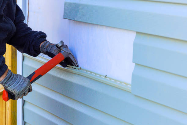 Reliable Storm Damage Siding Repair contractor in Brownsville, FL by Creative Siding